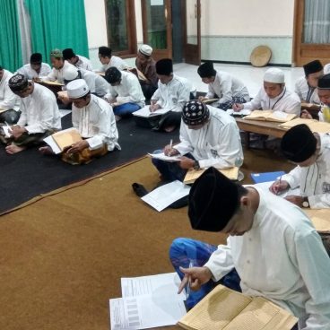 pendidikan diniyahh